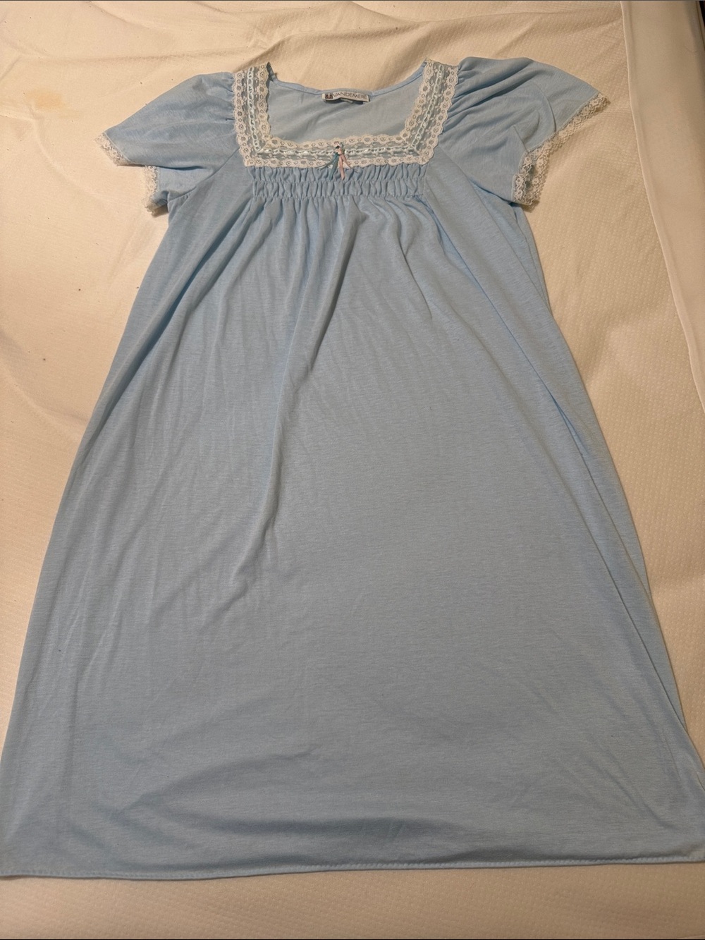 Vintage vandemere nightgown baby blue